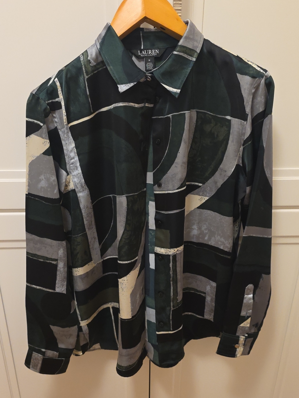 🔥Lauren Ralph Lauren Classic Fit Geo-Print Charmeuse Shirt